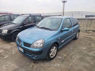 Renault Clio cat 3 porte Confort - NeoPatentati Blu/Azzurro usata TORINO