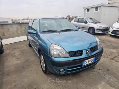 Renault Clio cat 3 porte Confort - NeoPatentati Blu/Azzurro usata TORINO