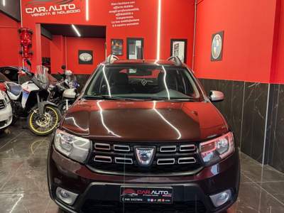 Dacia Sandero stepway 0.9 TCe 12V T-GPL 90CV Speciale Brave Lilla usata Giugliano in Campania