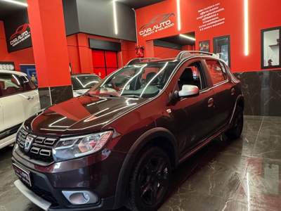 Dacia Sandero stepway 0.9 TCe 12V T-GPL 90CV Speciale Brave Lilla usata Giugliano in Campania