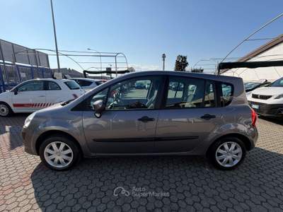 Renault Grand Kangoo Grand Modus  1.5 dci Dynamique 85cv Grigio usata Torino