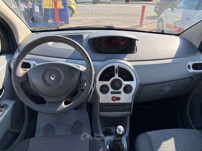 Renault Grand Kangoo Grand Modus  1.5 dci Dynamique 85cv Grigio usata Torino