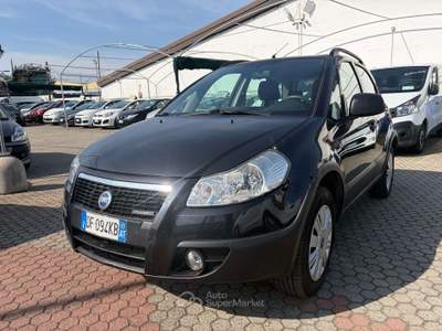 Fiat Sedici Sedici 1.9 mjt Dynamic 4x4 120cv Nero usata Torino