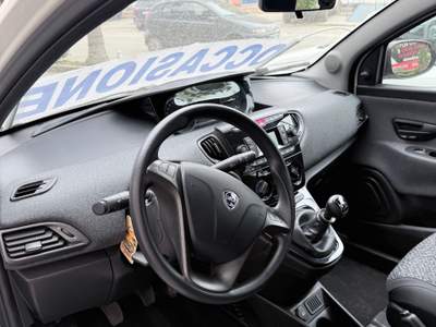 Lancia Ypsilon null usata San Marcellino