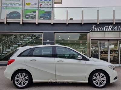 Mercedes-Benz Classe B CDI Executive 110cv Bianco usata Trentola Ducenta