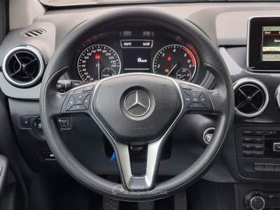 Mercedes-Benz Classe B CDI Executive 110cv Bianco usata Trentola Ducenta