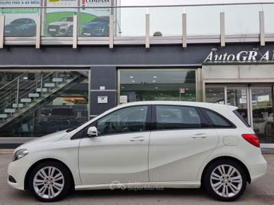 Mercedes-Benz Classe B CDI Executive 110cv Bianco usata Trentola Ducenta