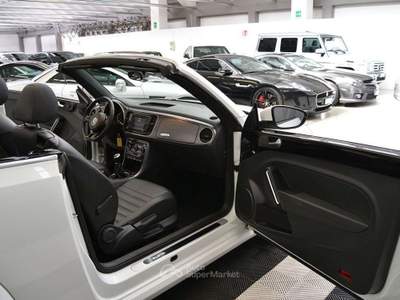 Volkswagen Maggiolino Cabrio 1.2 TSI BMT AllStar-Pelle-Xenon-Cerchi 18" Bianco usata Monza
