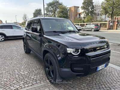 Land Rover Defender Defender 110 2.0d sd4 72 YRS Web Edition 240cv aut Nero usata Ferrara