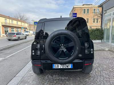 Land Rover Defender Defender 110 2.0d sd4 72 YRS Web Edition 240cv aut Nero usata Ferrara