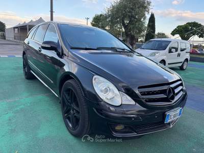 Mercedes-Benz Classe R R 320 CDI cat 4Matic Sport Lunga Nero usata Aquino