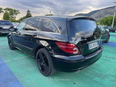 Mercedes-Benz Classe R R 320 CDI cat 4Matic Sport Lunga Nero usata Aquino