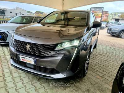Peugeot 3008 AUTO BEN TENUTA Grigio usata Mondragone