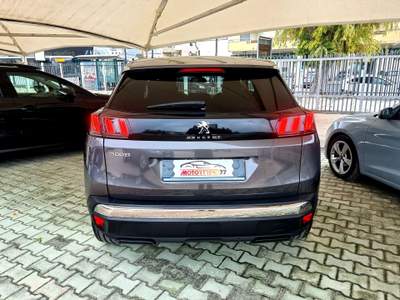 Peugeot 3008 AUTO BEN TENUTA Grigio usata Mondragone