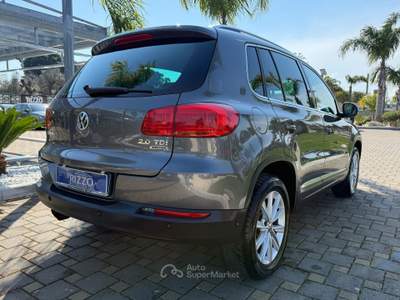 Volkswagen Tiguan 4MOTION DSG Sport & Style Grigio usata Mesagne