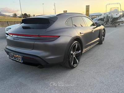 Porsche Taycan CROSS Turismo Porsche Approved “INTRATTABILI” Verde usata Milazzo