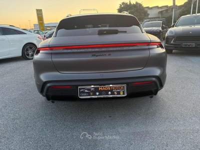 Porsche Taycan CROSS Turismo Porsche Approved “INTRATTABILI” Verde usata Milazzo