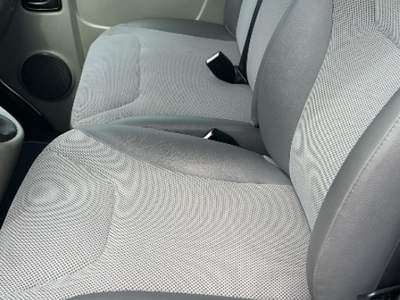 Renault Trafic T29 2.5 dCi/150 PC-TN Passenger Pack DPF Grigio usata Milazzo