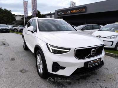 Volvo XC40 B3 automatico Core Bianco usata Milazzo
