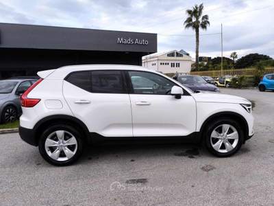 Volvo XC40 B3 automatico Core Bianco usata Milazzo