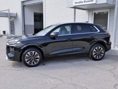 Audi Q3 NEW 2.0 Tdi 150cv S-tronic Business Advanced Nero usata Civita Castellana