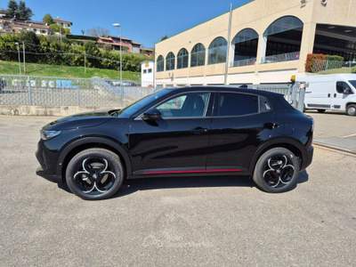 Alfa Romeo Junior 1.2 145 CV Hybrid eDCT6 Speciale Nero usata Medesano