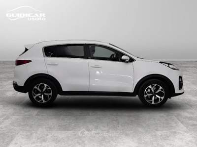 Kia Sportage 1.6 CRDi Mild Hybrid  Business Class 2WD Bianco usata Lucca
