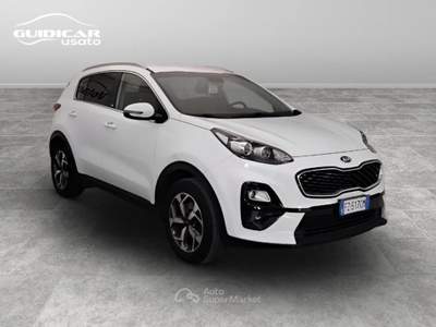Kia Sportage 1.6 CRDi Mild Hybrid  Business Class 2WD Bianco usata Lucca
