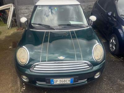 MINI Cooper COUPER 1600 Verde usata Casarile
