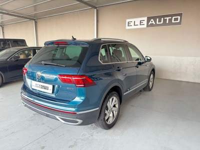 Volkswagen Tiguan 2.0 TDI 150 CV SCR DSG 4MOTION Elegance Blu/Azzurro usata Sedriano