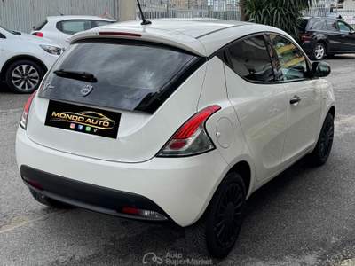 Lancia Ypsilon 1.0 70 CV HIBRID 5 PORTE ECOSCHIC GOLD ANCHE GPL SU RICHIESTA Bianco usata Cardito
