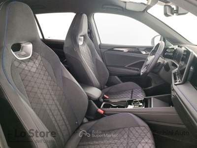 Volkswagen Tiguan 2.0 tdi r-line 150cv dsg Argento usata Pisa