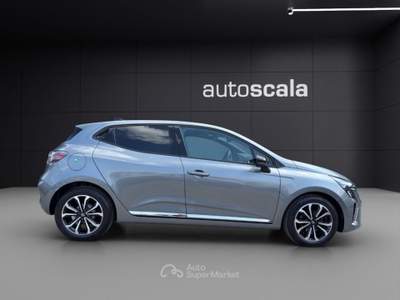 Renault Clio TCe 90 CV 5 porte Techno Grigio usata Napoli