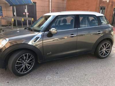 MINI Countryman MINI COUNTRYMAN D ALL4 Grigio usata CASCINA