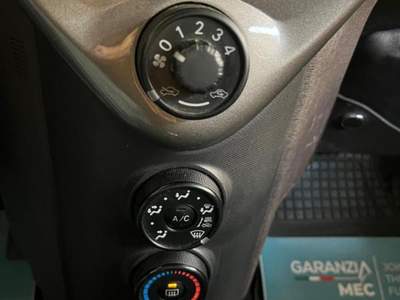 Toyota iQ 1.0 Sol Rosso usata Torino