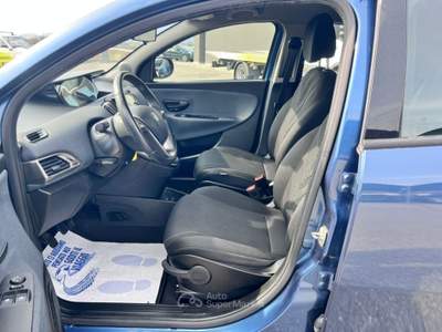 Lancia Ypsilon 1.0 FireFly 5 porte S&S Hybrid Gold Blu/Azzurro usata Pieve di Soligo