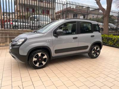 Fiat Panda 1.0 hybrid 70cv Cross Blockshaft Grigio usata Santa Maria a Vico