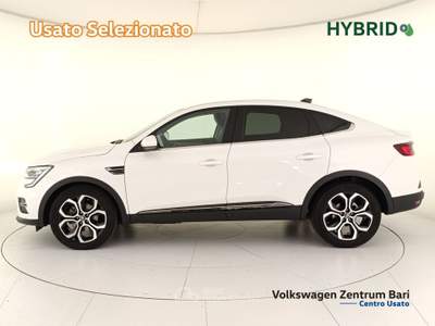 Renault Arkana 1.6 e-tech full hybrid intens 145cv Bianco usata Bari