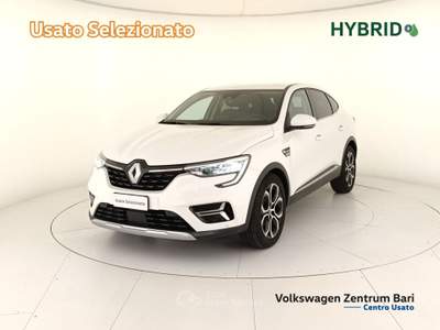 Renault Arkana 1.6 e-tech full hybrid intens 145cv Bianco usata Bari