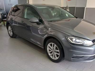 Volkswagen Golf automatico Grigio usata Pompei