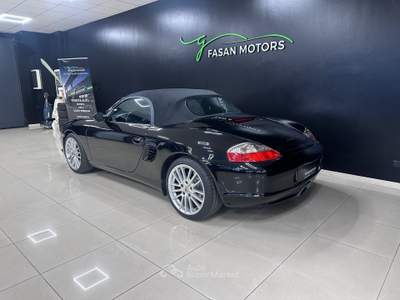 Porsche Boxster 2.7 228cv Nero usata Fontanafredda