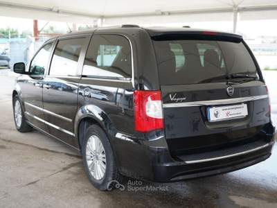Lancia Voyager 2.8 Turbodiesel Platinum 177 CV Nero usata Quartu Sant'Elena