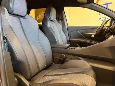 Peugeot 3008 Peugeot 3008 1.5 Blue HDI 130 Allure Pack #10096 Grigio usata Martina Franca