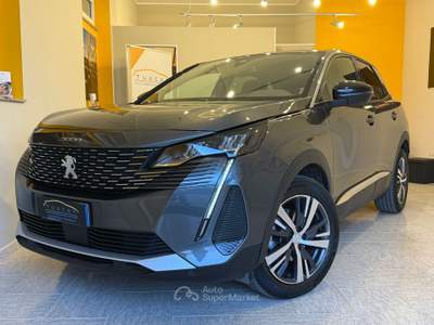 Peugeot 3008 Peugeot 3008 1.5 Blue HDI 130 Allure Pack #10096 Grigio usata Martina Franca