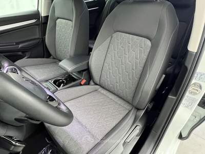 Volkswagen Golf Golf 2.0 tdi Edition Plus 150cv dsg Bianco usata Fucecchio