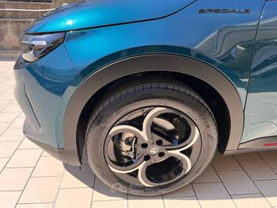 Alfa Romeo Junior 1.2 ibrida Speciale 145cv edct6 KM ZERO Blu/Azzurro usata Santa Maria a Vico