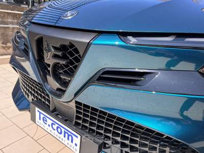 Alfa Romeo Junior 1.2 ibrida Speciale 145cv edct6 KM ZERO Blu/Azzurro usata Santa Maria a Vico