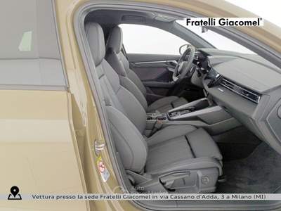 Audi A3 allstreet 2.0 tdi identity contrast 150cv s-tronic usata Milano