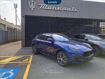 Maserati Grecale 3.0 v6 trofeo 530cv auto Blu/Azzurro usata Bergamo