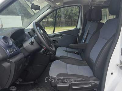 Opel Vivaro Vivaro 29 1.6 BiTurbo S&S PL-TN Combi N1 6 Posti Bianco usata Deruta